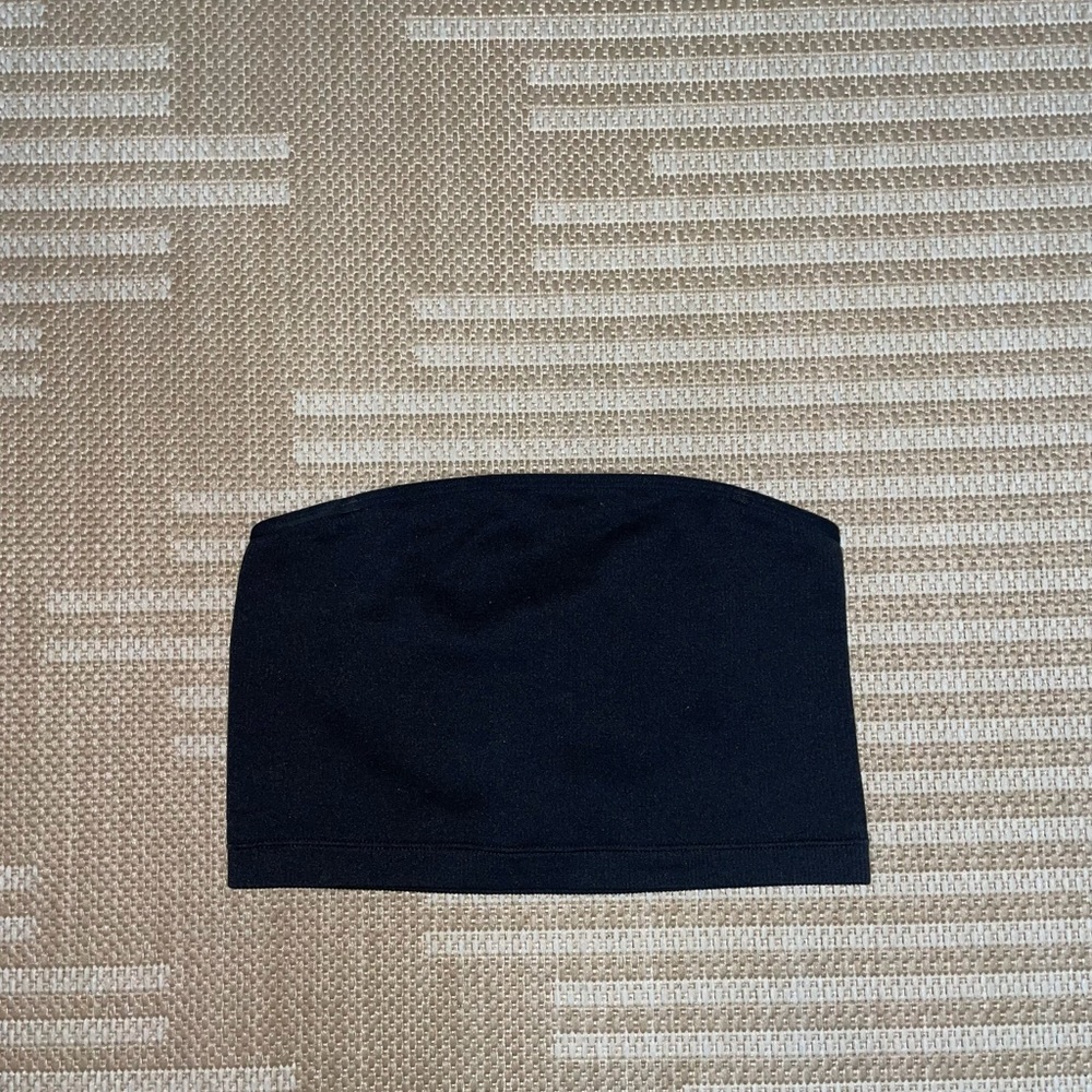 Abercrombie black tube top - Picture 4 of 5